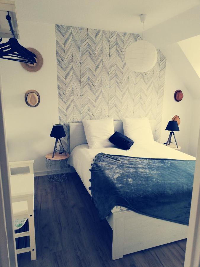 Suite 24 Appart'Hotel-3 Etoiles Le Creusot Exteriör bild